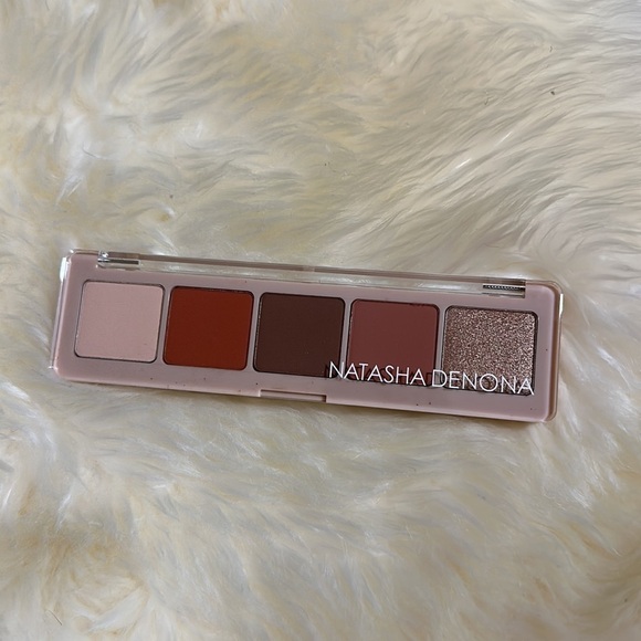 Natasha Denona: Peak Eyeshadow Palette - Picture 1 of 3